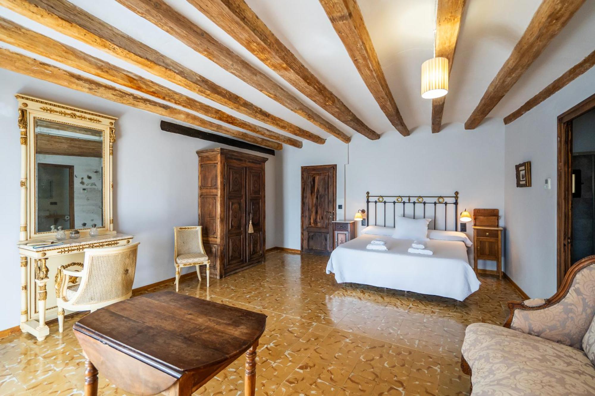 Lo Palauet De La Muralla Balaguer Eksteriør billede
